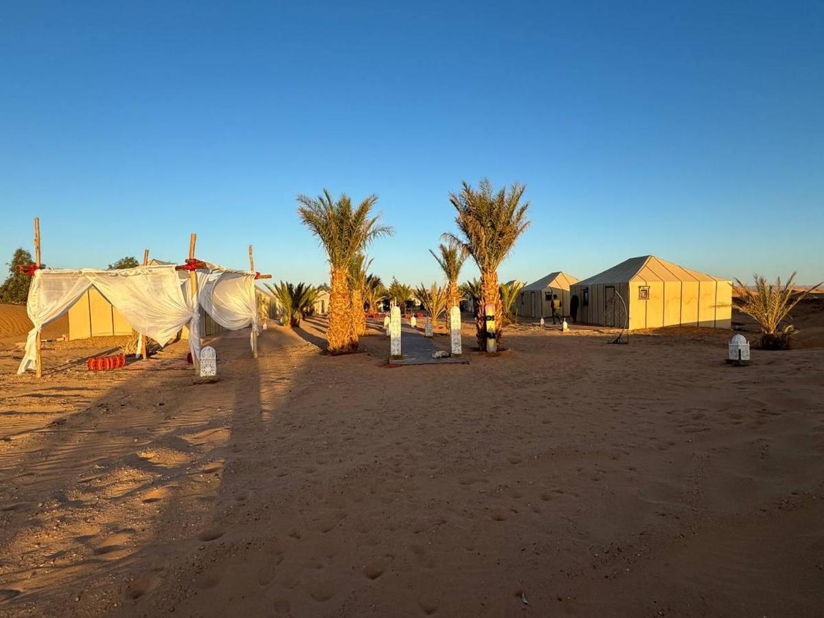 Sahara Dunes Luxury Camp Merzouga Zewnętrze zdjęcie